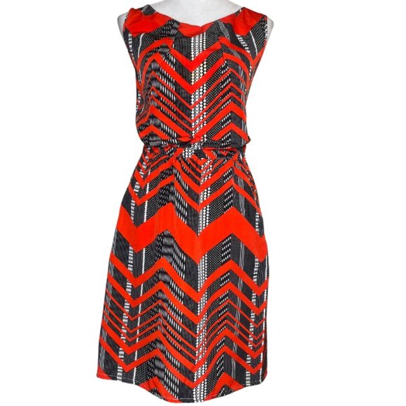 New Look Sleeveless Red Multicolor Chevron Zippered Pockets Plus Size 2X Event - Picture 1 of 10